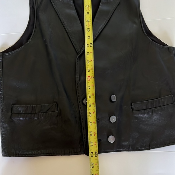 Vintage Genuine Leather Vest - Picture 10 of 15